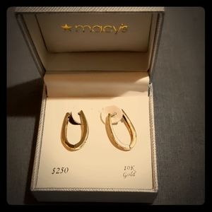 Gold loop earrings